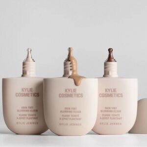 NEW✅Kylie Skin Tint Blurring Elixir